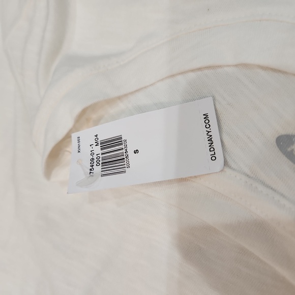 Old Navy 🔥 white pullover T-shirt with desert on the front/ Joshua Tree NWT - Picture 5 of 6